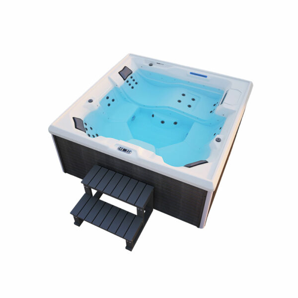 Outdoor Whirlpool STREAM BIG- Mit Treppe und Thermoabdeckung