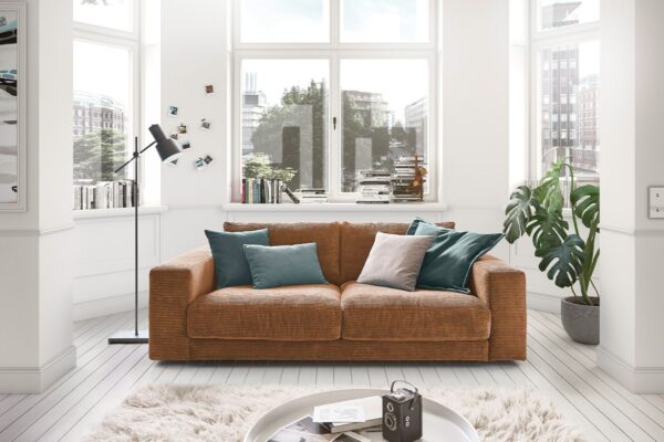 KAWOLA Sofa MADELINE 2-Sitzer Cord rost