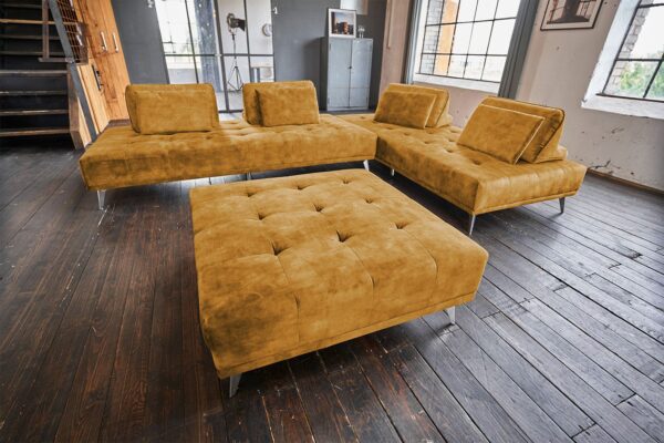 KAWOLA Sofa WIOLO Ecksofa velvet mit Hocker cognac