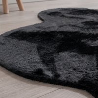 Fellteppich Pelsa schwarz 140x200 cm fell-form